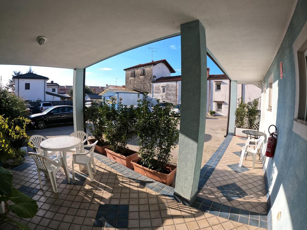 Albergo La Caravella Staranzano Εξωτερικό φωτογραφία